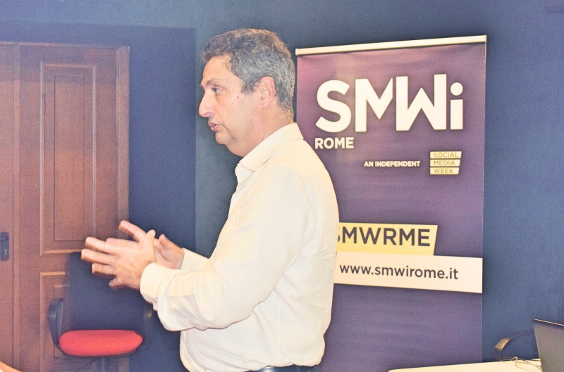 Paolo Costa che parla alla smw
